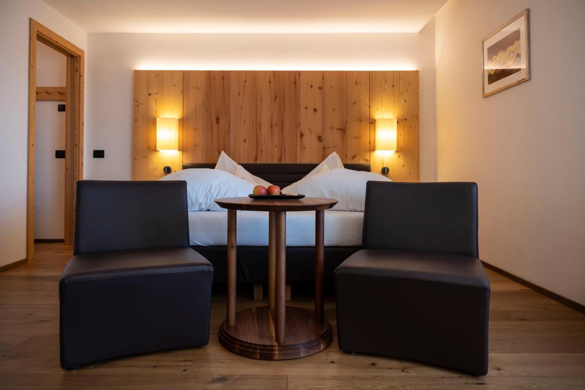 Artnatur Dolomites Hotel & Spa Siusi Oda fotoğraf