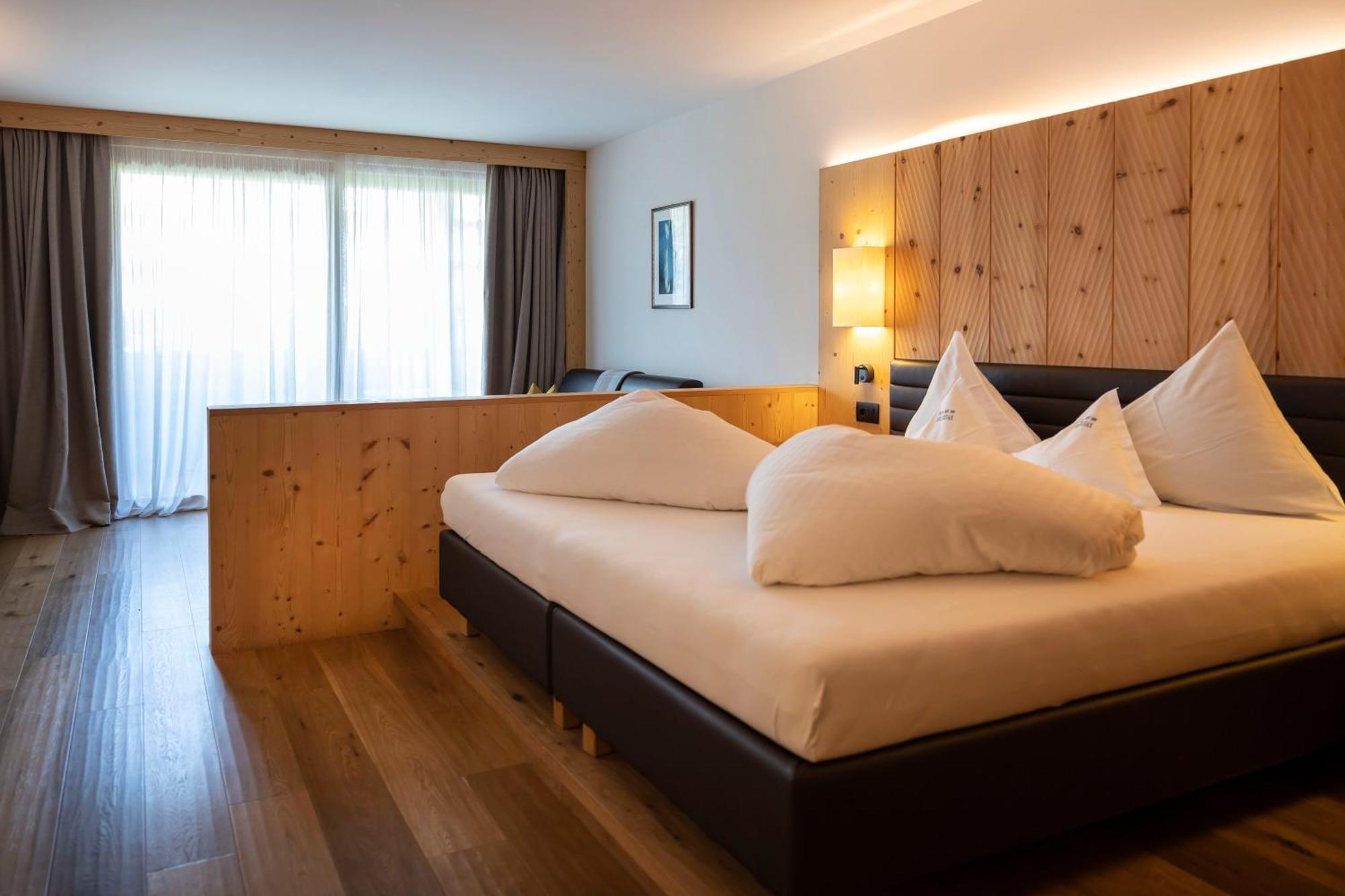 Artnatur Dolomites Hotel & Spa Siusi Oda fotoğraf
