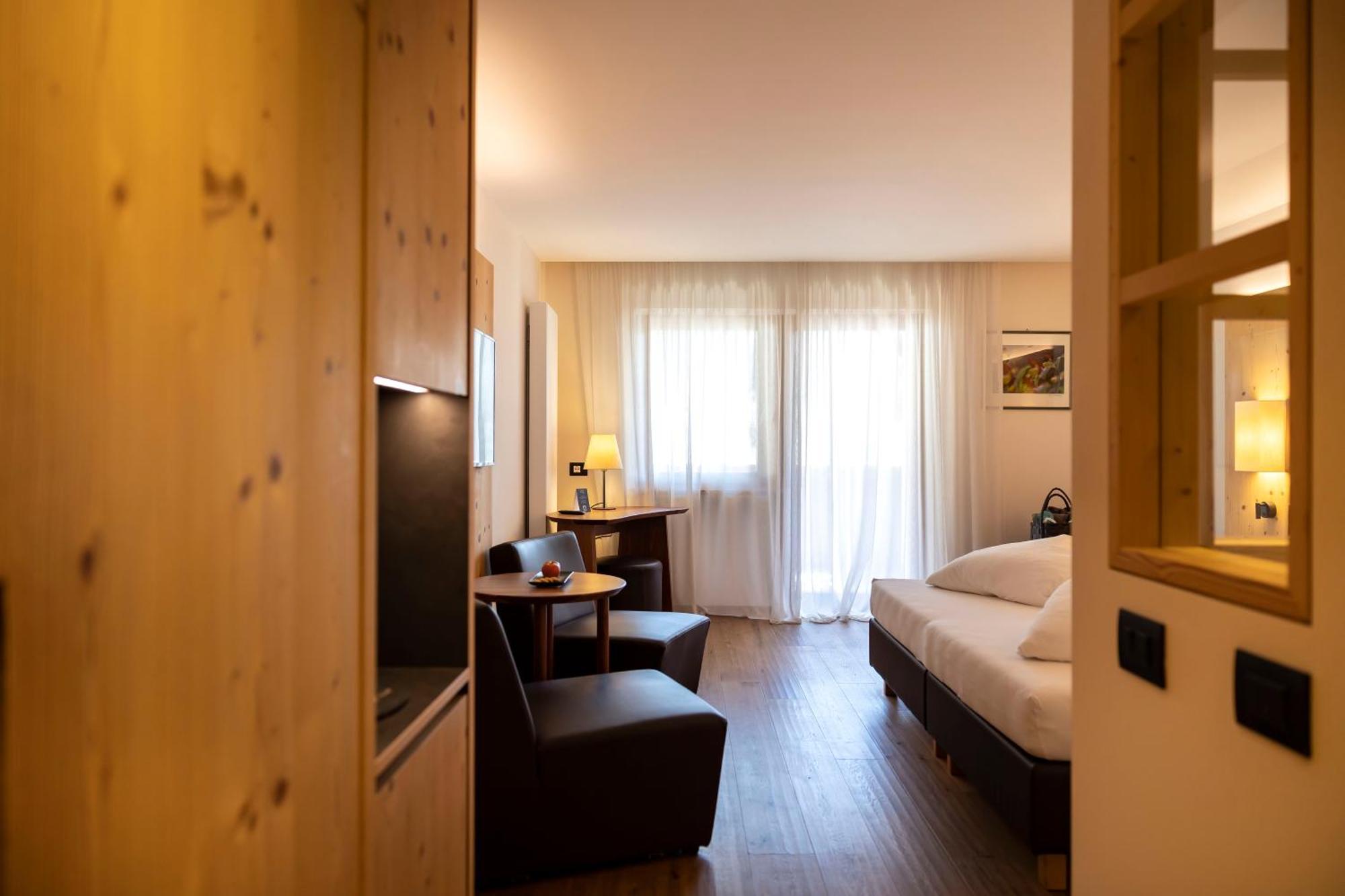 Artnatur Dolomites Hotel & Spa Siusi Oda fotoğraf